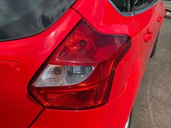 FORD FOCUS 1.0T EcoBoost Zetec Hatchback 5dr Petrol Manual Euro 5 (s/s) (10