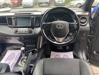 TOYOTA RAV4 2.5 VVT-h Design SUV 5dr Petrol Hybrid CVT Euro 6 (s/s) (197 ps)