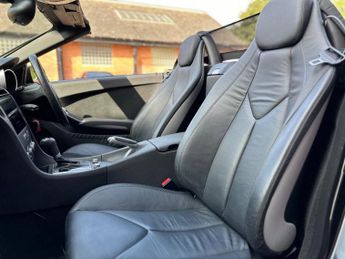 MERCEDES-BENZ SLK 1.8 SLK200 Kompressor Convertible 2dr Petrol Automatic (211 g/km