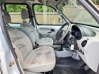 RENAULT KANGOO 1.6 16v Expression MPV 5dr Petrol Automatic (190 g/km, 95 bhp)