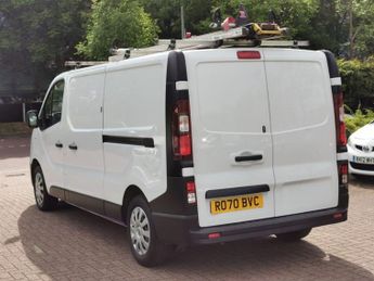 RENAULT TRAFIC 2.0 dCi ENERGY 30 Business Panel Van 5dr Diesel Manual LWB Stand