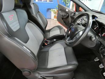 FORD FIESTA 1.6T EcoBoost ST-2 Hatchback 3dr Petrol Manual Euro 5 (182 ps)