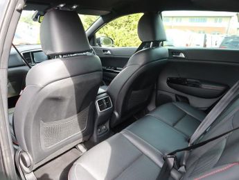 KIA SPORTAGE 1.6 CRDi GT-Line SUV 5dr Diesel DCT AWD Euro 6 (s/s) (134 bhp)