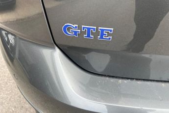 VOLKSWAGEN GOLF 1.4 TSI 8.7kWh GTE Hatchback 5dr Petrol Plug-in Hybrid DSG Euro 