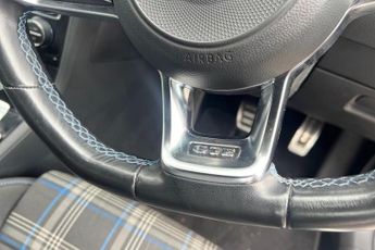 VOLKSWAGEN GOLF 1.4 TSI 8.7kWh GTE Hatchback 5dr Petrol Plug-in Hybrid DSG Euro 