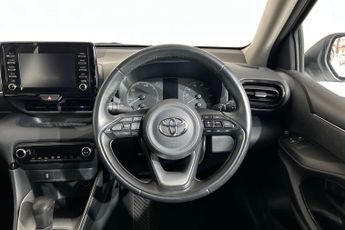 TOYOTA YARIS 1.5 VVT-h Icon Hatchback 5dr Petrol Hybrid E-CVT Euro 6 (s/s) (1