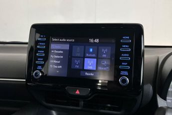 TOYOTA YARIS 1.5 VVT-h Icon Hatchback 5dr Petrol Hybrid E-CVT Euro 6 (s/s) (1
