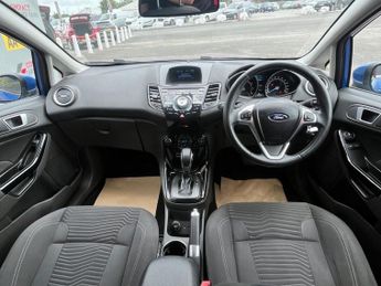 FORD FIESTA 1.6 Titanium Hatchback 5dr Petrol Powershift Euro 5 (105 ps)