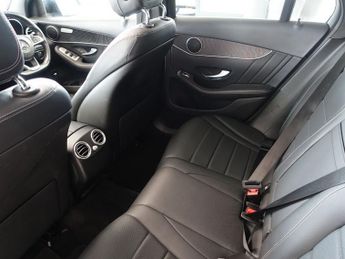 MERCEDES-BENZ GLC 2.0 GLC250 AMG Night Edition SUV 5dr Petrol G-Tronic+ 4MATIC Eur