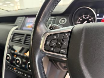 LAND ROVER DISCOVERY SPORT 2.0 Si4 SE Tech SUV 5dr Petrol Auto 4WD Euro 6 (s/s) (240 ps)