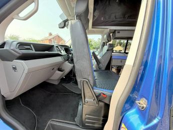 VOLKSWAGEN TRANSPORTER 2.0 TDI T28 Highline Panel Van 5dr Diesel DSG FWD SWB Euro 6 (s/