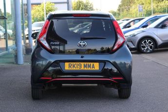 TOYOTA AYGO 1.0 VVT-i x-trend Hatchback 5dr Petrol Manual Euro 6 (71 ps)