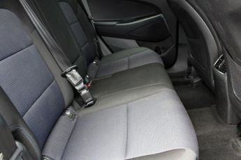 HYUNDAI TUCSON 1.7 CRDi Blue Drive SE Nav SUV 5dr Diesel DCT Euro 6 (s/s) (141 