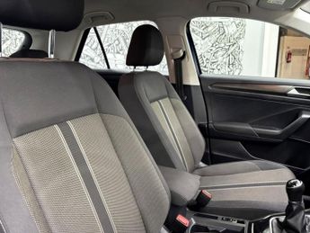 VOLKSWAGEN T-ROC 1.0 TSI GPF SE SUV 5dr Petrol Manual Euro 6 (s/s) (115 ps)