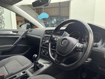 VOLKSWAGEN GOLF 1.5 TSI EVO SE Nav Hatchback 5dr Petrol Manual Euro 6 (s/s) (130