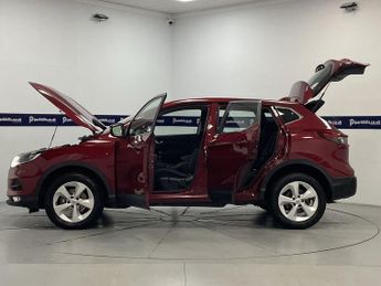 NISSAN QASHQAI 1.3 DIG-T Acenta Premium SUV 5dr Petrol Manual Euro 6 (s/s) (140