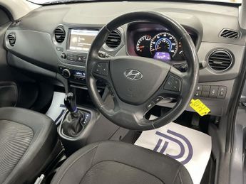 HYUNDAI I10 1.2 Premium SE Hatchback 5dr Petrol Auto Euro 6 (87 ps) - AA INS