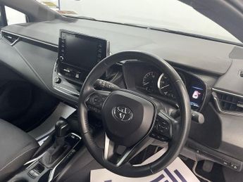 TOYOTA COROLLA 1.8 VVT-h Icon Touring Sports 5dr Petrol Hybrid CVT Euro 6 (s/s)