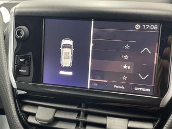 PEUGEOT 2008 1.6 BlueHDi Allure SUV 5dr Diesel Manual Euro 6 (s/s) (100 ps) -