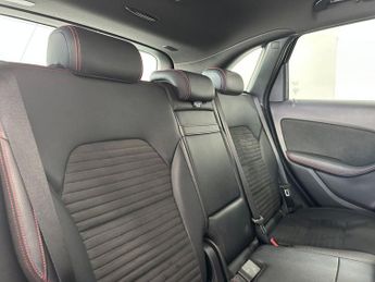 MERCEDES-BENZ B-CLASS 1.5 B180d AMG Line (Executive) MPV 5dr Diesel 7G-DCT Euro 6 (s/s