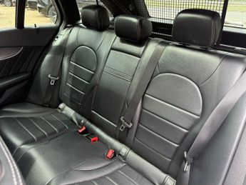 MERCEDES-BENZ C-CLASS 2.0 C200 AMG Line (Premium) Estate 5dr Petrol G-Tronic+ 4MATIC E