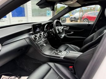 MERCEDES-BENZ C-CLASS 2.0 C200 AMG Line (Premium) Estate 5dr Petrol G-Tronic+ 4MATIC E