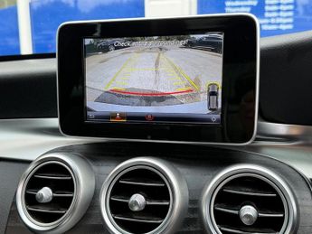 MERCEDES-BENZ C-CLASS 2.0 C200 AMG Line (Premium) Estate 5dr Petrol G-Tronic+ 4MATIC E