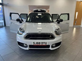 MINI COUNTRYMAN 1.5 7.6kWh GPF Cooper SE SUV 5dr Petrol Plug-in Hybrid Auto ALL4