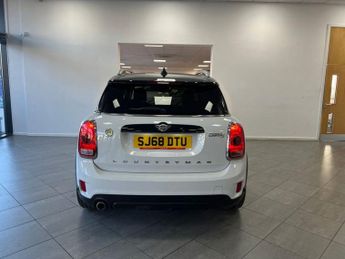 MINI COUNTRYMAN 1.5 7.6kWh GPF Cooper SE SUV 5dr Petrol Plug-in Hybrid Auto ALL4