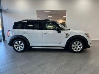 MINI COUNTRYMAN 1.5 7.6kWh GPF Cooper SE SUV 5dr Petrol Plug-in Hybrid Auto ALL4