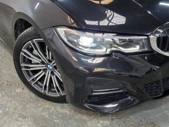BMW 3 SERIES 2.0 330e 12kWh M Sport Saloon 4dr Petrol Plug-in Hybrid Auto Eur