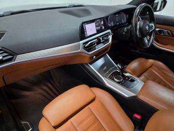 BMW 3 SERIES 2.0 330e 12kWh M Sport Saloon 4dr Petrol Plug-in Hybrid Auto Eur