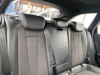 AUDI A4 AVANT 2.0 TDI S line Estate 5dr Diesel Manual Euro 6 (s/s) (150 ps)