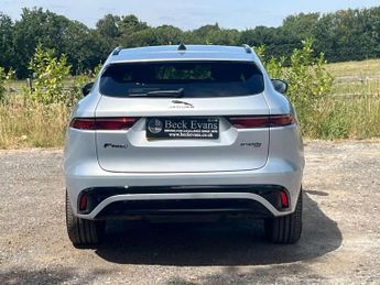 JAGUAR F-PACE 2.0 F-PACE R-Dynamic Black PHEV AWD Auto 4WD 5dr