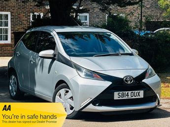 Toyota AYGO 1.0 VVT-i x-play Hatchback 5dr Petrol Manual Euro 5 Euro 5 (68 p