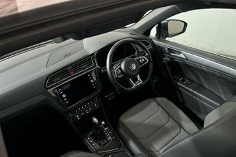 VOLKSWAGEN TIGUAN 2.0 TDI R-Line Tech SUV 5dr Diesel DSG Euro 6 (s/s) (150 ps) 1 O