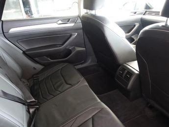 VOLKSWAGEN ARTEON 2.0 TSI Elegance Fastback 5dr Petrol DSG Euro 6 (s/s) (190 ps)