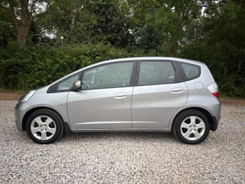HONDA JAZZ 1.4 i-VTEC ES Hatchback 5dr Petrol Manual Euro 4 (100 ps)