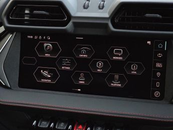 LAMBORGHINI URUS 4.0 V8 BiTurbo 25.9kWh SE SUV 5dr Petrol Plug-in Hybrid Auto 4WD