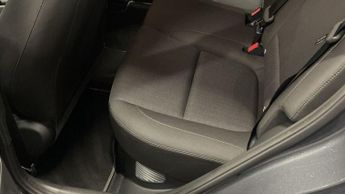 HYUNDAI KONA 1.6 h-GDi SE Connect SUV 5dr Petrol Hybrid DCT Euro 6 (s/s) (141