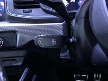 AUDI A1 1.0 TFSI 25 S line Sportback 5dr Petrol S Tronic Euro 6 (s/s) (9