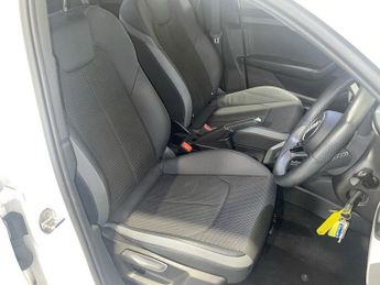 AUDI A1 1.0 TFSI 25 S line Sportback 5dr Petrol S Tronic Euro 6 (s/s) (9
