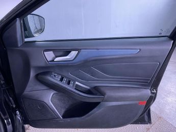 FORD FOCUS 1.0T EcoBoost MHEV Active X Estate 5dr Petrol Hybrid DCT Euro 6 