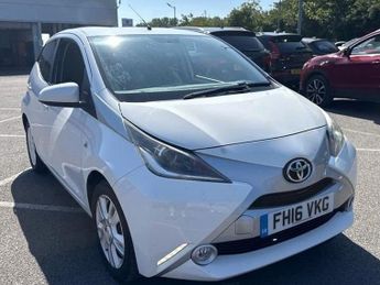 Toyota AYGO 1.0 VVT-i x-pure Hatchback 5dr Petrol Manual Euro 6 (68 ps)
