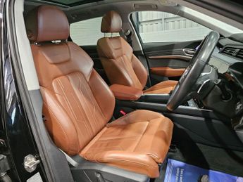 AUDI E-TRON 55 Launch Edition SUV 5dr Electric Auto quattro 95kWh (408 ps)