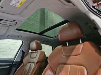 AUDI E-TRON 55 Launch Edition SUV 5dr Electric Auto quattro 95kWh (408 ps)