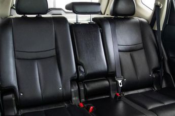 NISSAN X-TRAIL 2.0 dCi Tekna SUV 5dr Diesel XTRON Euro 6 (s/s) (177 ps)