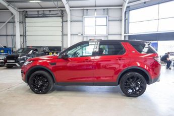 LAND ROVER DISCOVERY SPORT 2.0 TD4 HSE Black SUV 5dr Diesel Auto 4WD Euro 6 (s/s) (180 ps)