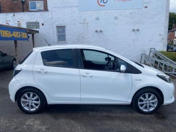 TOYOTA YARIS 1.5 VVT-h T4 Hatchback 5dr Petrol Hybrid CVT Euro 5 (101 ps)