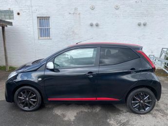 TOYOTA AYGO 1.0 VVT-i x-press Hatchback 5dr Petrol x-shift Euro 6 (71 ps)